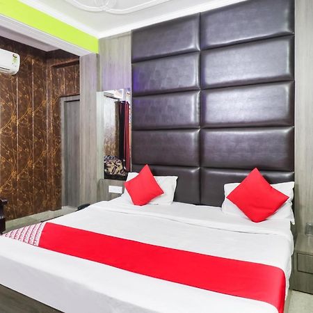 Oyo 6908 Hotel Royal City Āzamgarh 客房 照片