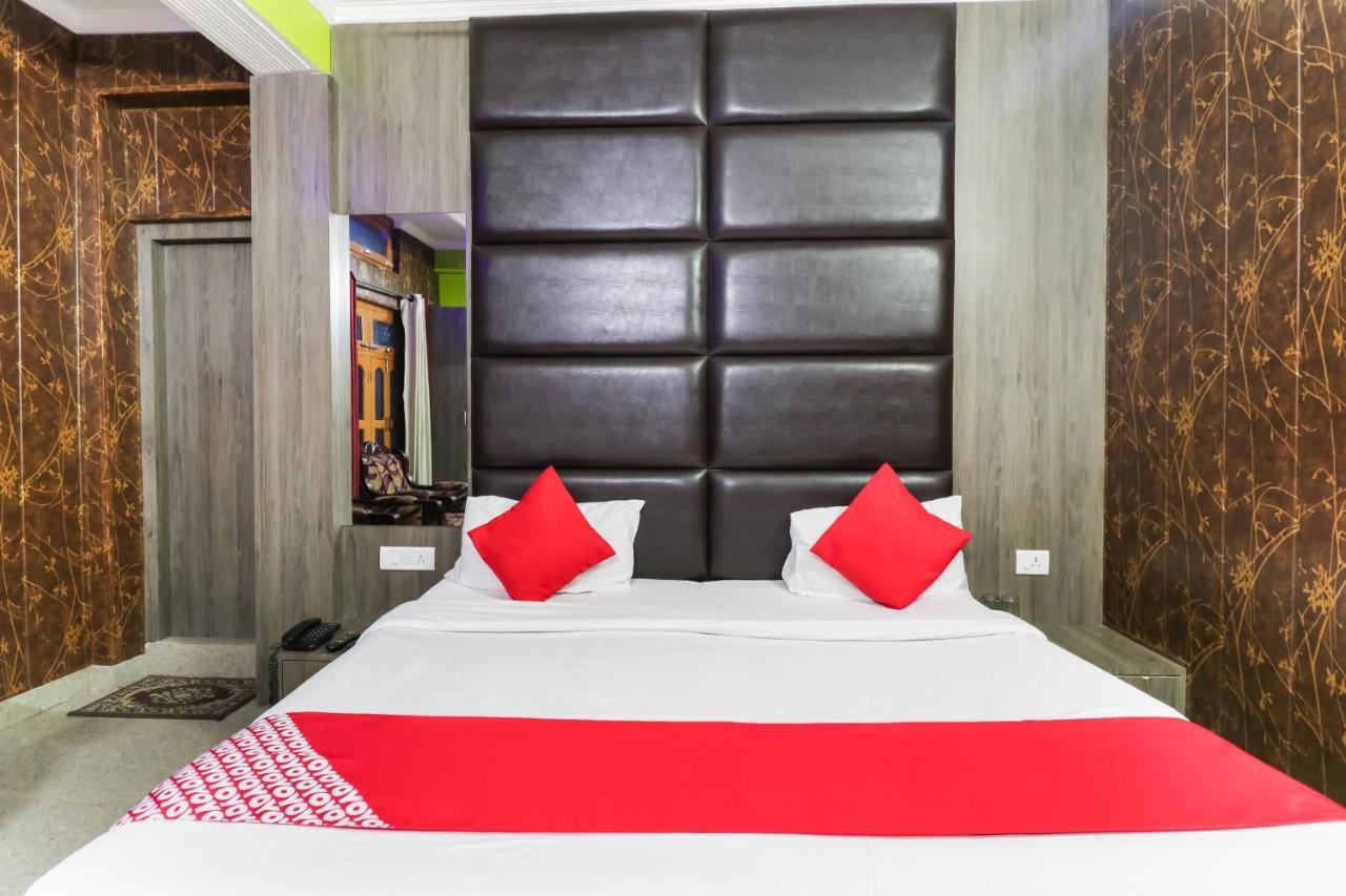 Oyo 6908 Hotel Royal City Āzamgarh 客房 照片